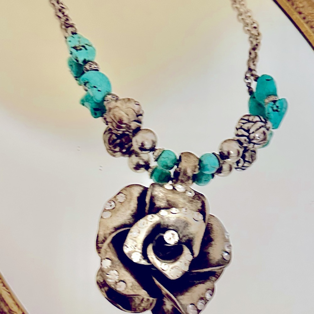 Yousi Jewelry chunky Turqouise Rose charm Western Necklace Signed Yousi